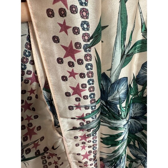 Ivy London NYC Cover-Up Wrap Scarf Women's‎ Pink Floral Print Duster One Size - Picture 7 of 8